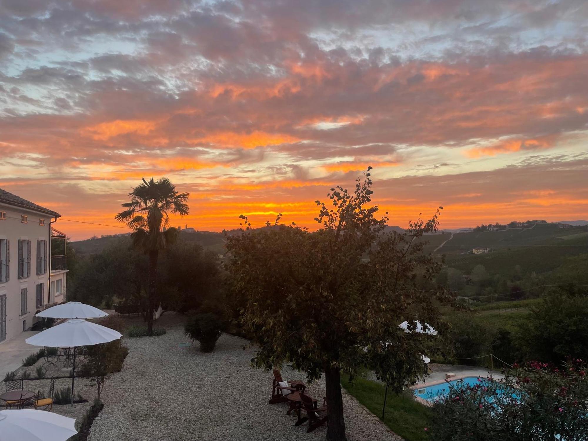 Tenuta Dei Vicini - Luxury Apartments San Marzano Oliveto Exteriör bild